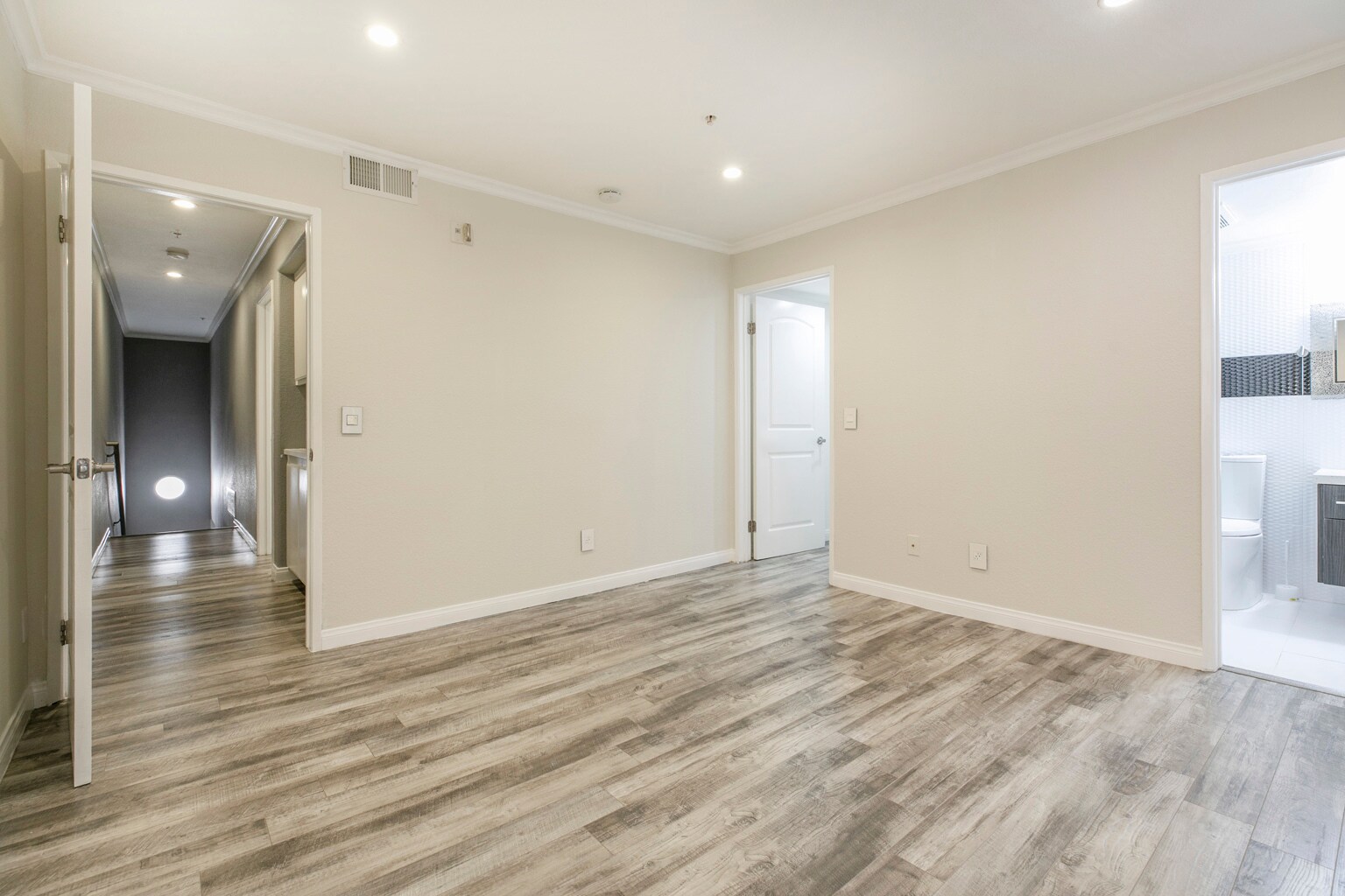 Building Photo - 15114 Sherman Way
