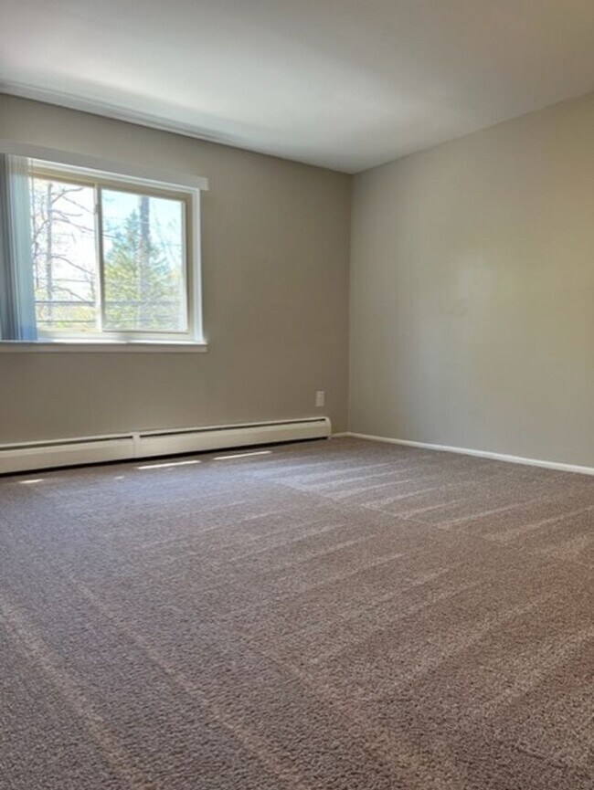 Building Photo - Charming 1 Bedroom/1 Bath near Downtown Ro...
