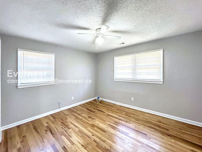 Building Photo - 1214 Calhoun Ave