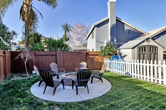Building Photo - 1437 Promenade Cir