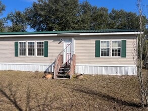 Building Photo - Spacious 3 Bedroom, 2 Bath Manufactured Home – Live Oak, FL