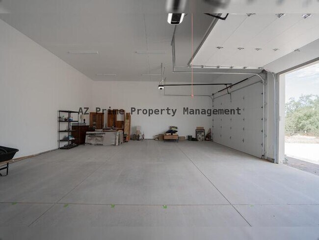 Building Photo - 4831 W Pearce Rd