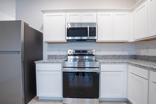 Building Photo - 373 Grand Pne Ln