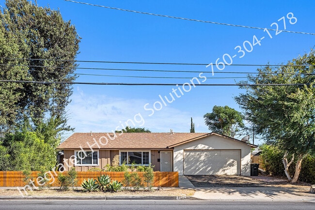 Primary Photo - 1469 E Mission Ave