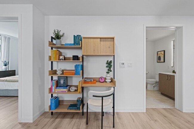 Building Photo - Idyl
