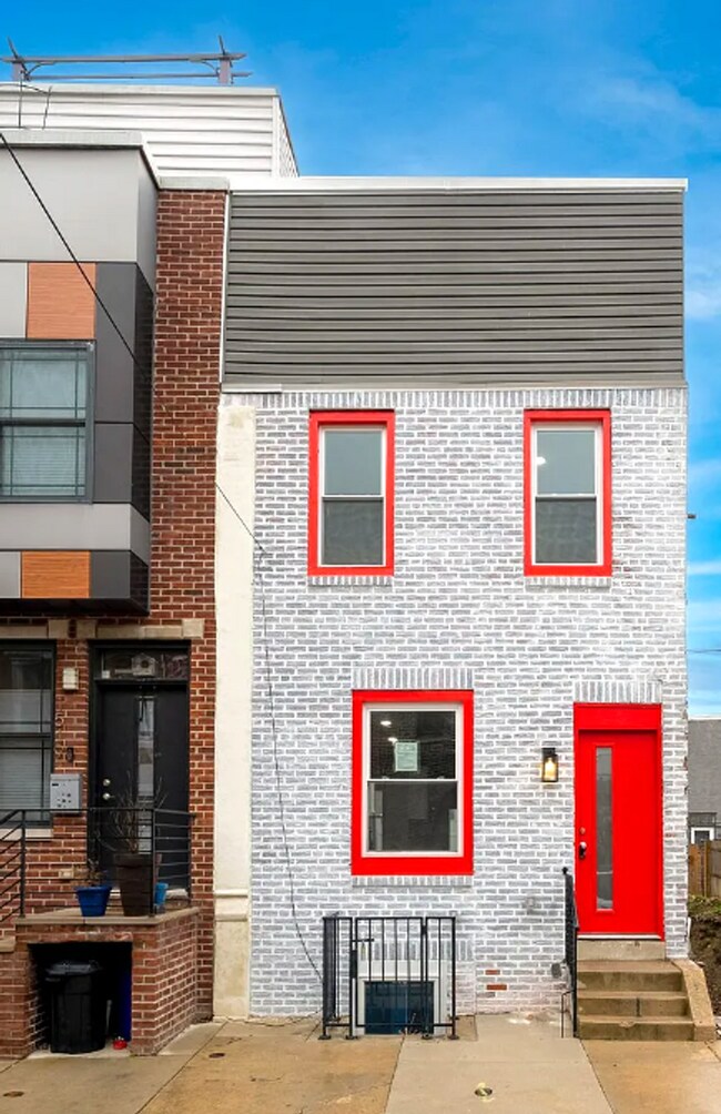 Building Photo - Point Breeze New Luxury Home, Amazing! (op...