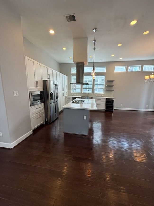 Building Photo - 2906 Baer St