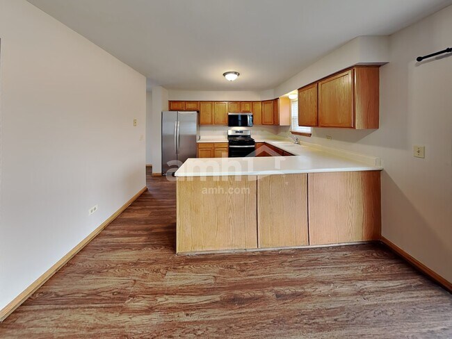 Building Photo - 1907 Arbor Falls Dr