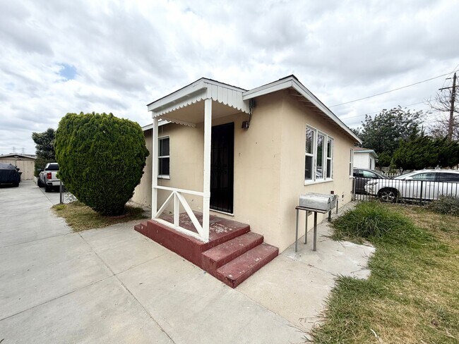 Building Photo - 3109 Walnut Grove Ave