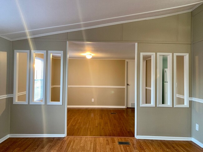 Building Photo - Renovated 3 Bedroom Home In Raleigh, Apply...