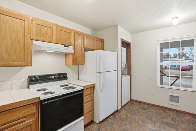 Building Photo - 13221 E 31st Ct