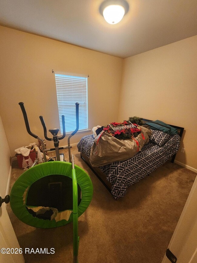 Building Photo - 417 Elwick Dr