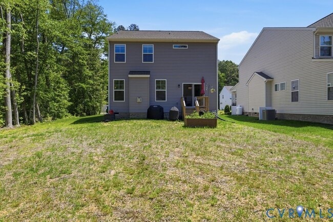 Building Photo - 7712 Hawthorne Ave