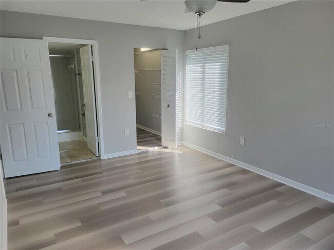 Building Photo - 1308 Pine Ridge Cir E