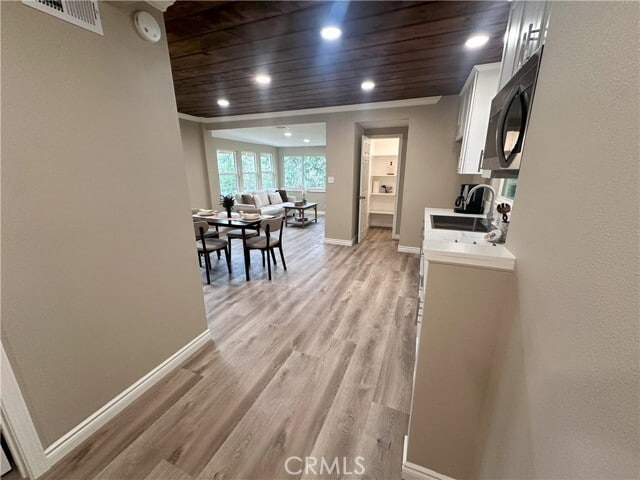 Building Photo - 25619 Lo Ln