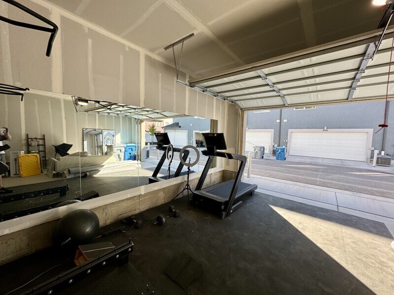 Building Photo - 476 S 700 W