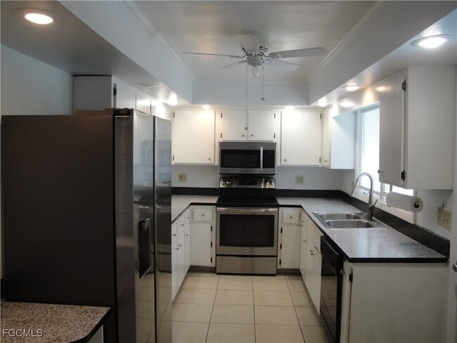 Building Photo - 620 Robert Ave