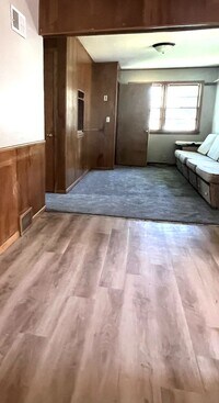 Building Photo - 524 Jefferson Ave