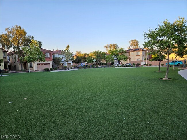 Building Photo - 7349 Trialside Park Ct