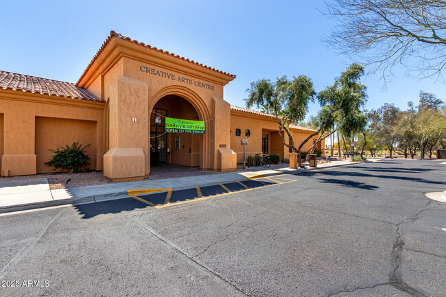Building Photo - 15786 W Amelia Dr