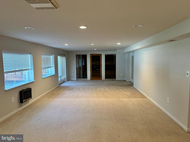 Building Photo - 13409 Keating Dr