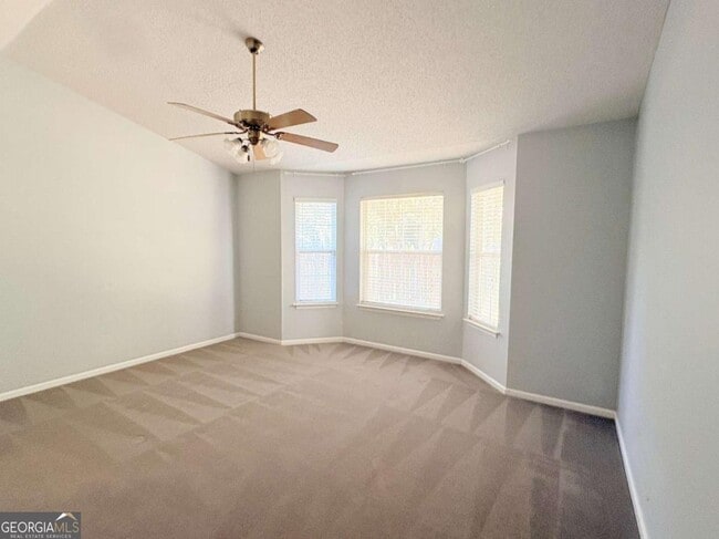 Building Photo - 601 McIntosh Dr