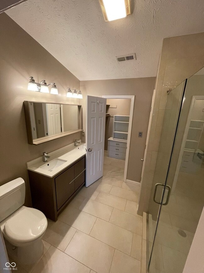 Building Photo - 11135 Founders Pl