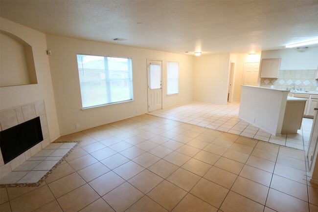 Building Photo - 4814 Dark Canyon Ct