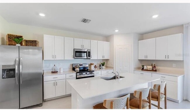 Building Photo - 13843 Lilac Sky Ter