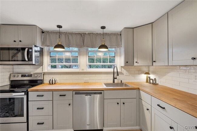 Building Photo - 4310 Candlelight Ln