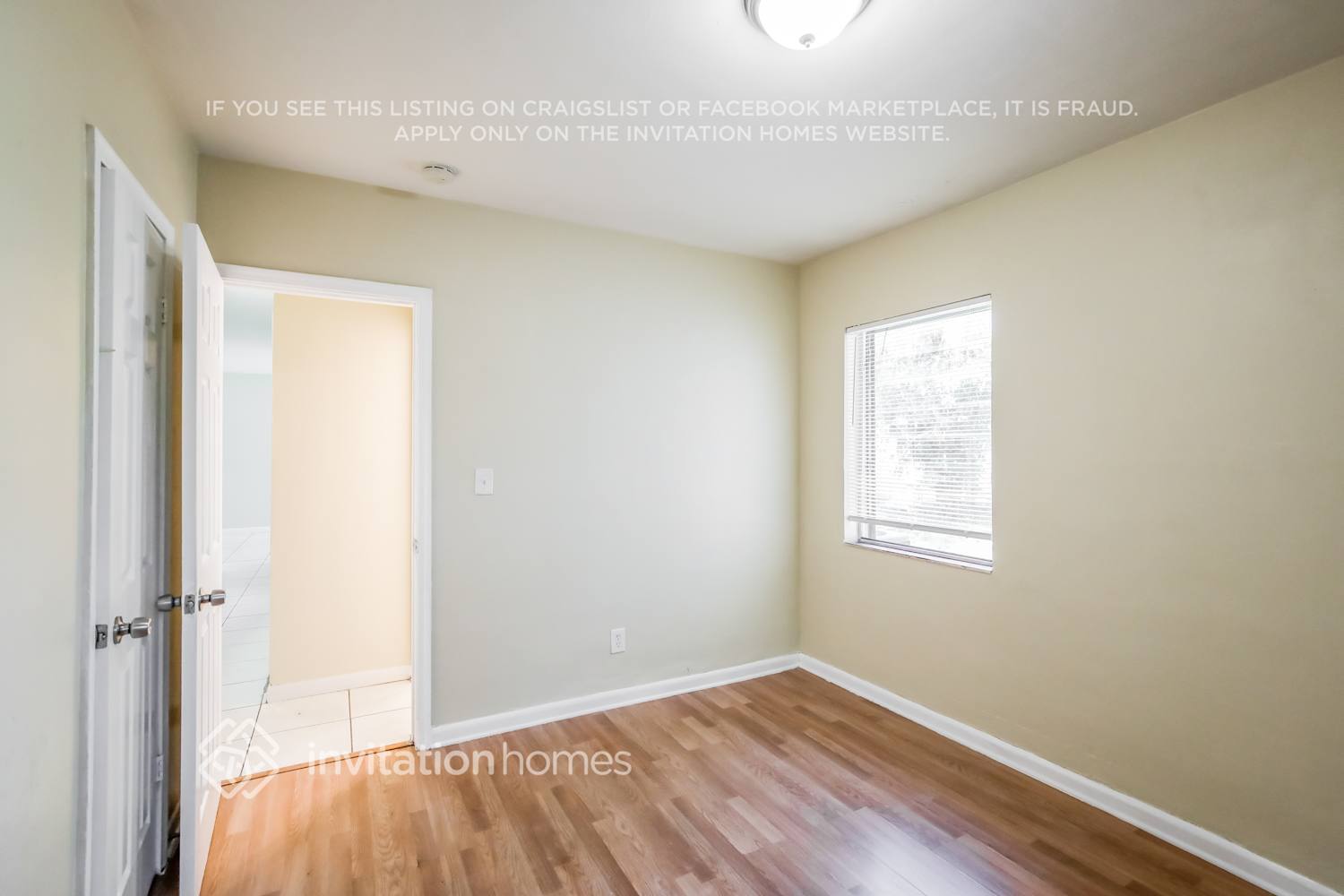 Building Photo - 16049 NE 9th Ct