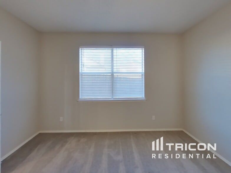 Building Photo - 6328 Seal Cove
