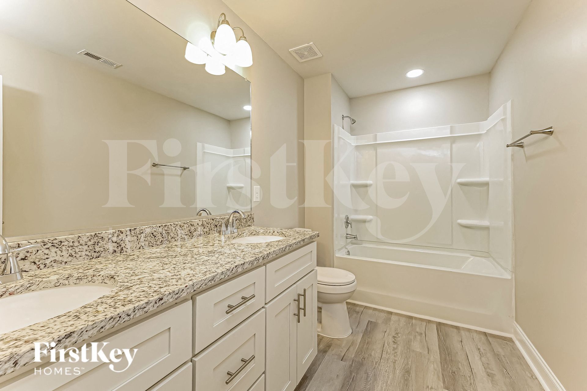 Building Photo - 2121 Ledford Rd