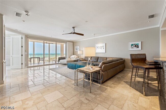 Building Photo - 265 Barefoot Beach Blvd