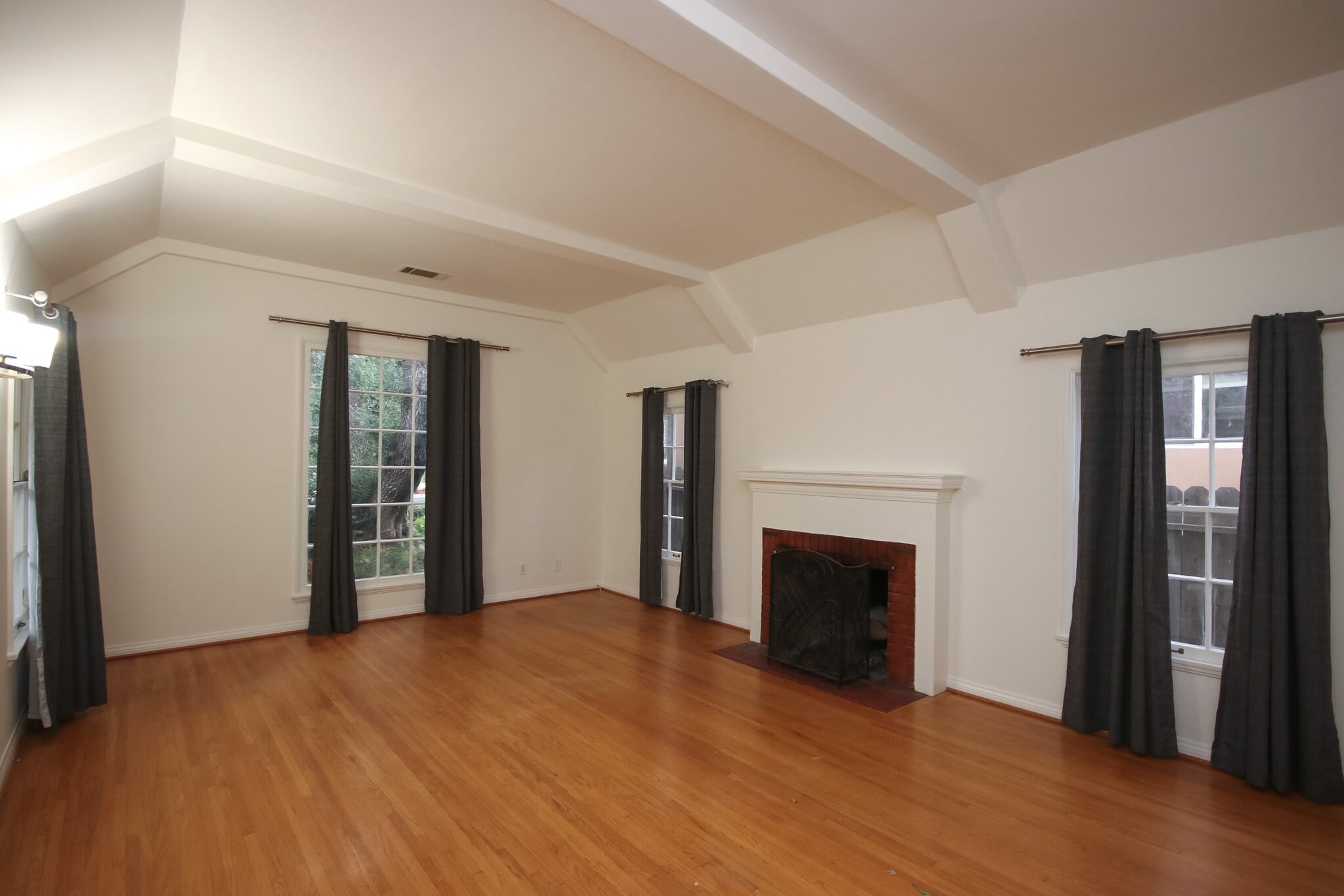 Building Photo - 412 N Campbell Ave
