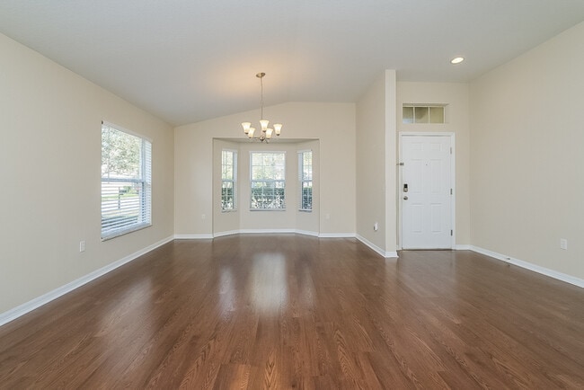 Building Photo - 18254 Cypress Bay Pkwy