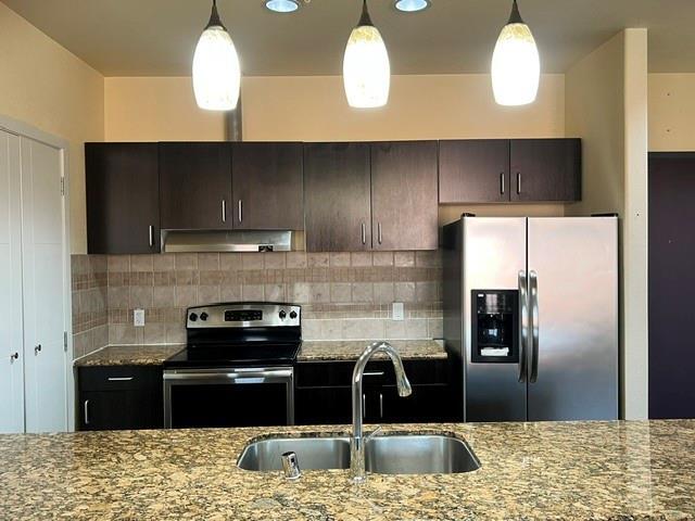 Building Photo - 1100 W Trinity Mills Rd