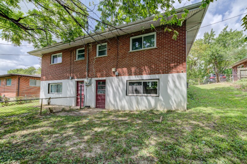 Building Photo - 4063 Esseldale Dr
