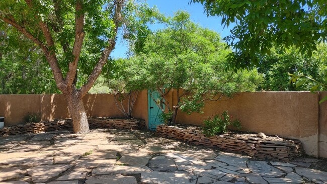 Building Photo - Coming Soon! Old Town Charm! 2 Bedroom Hou...