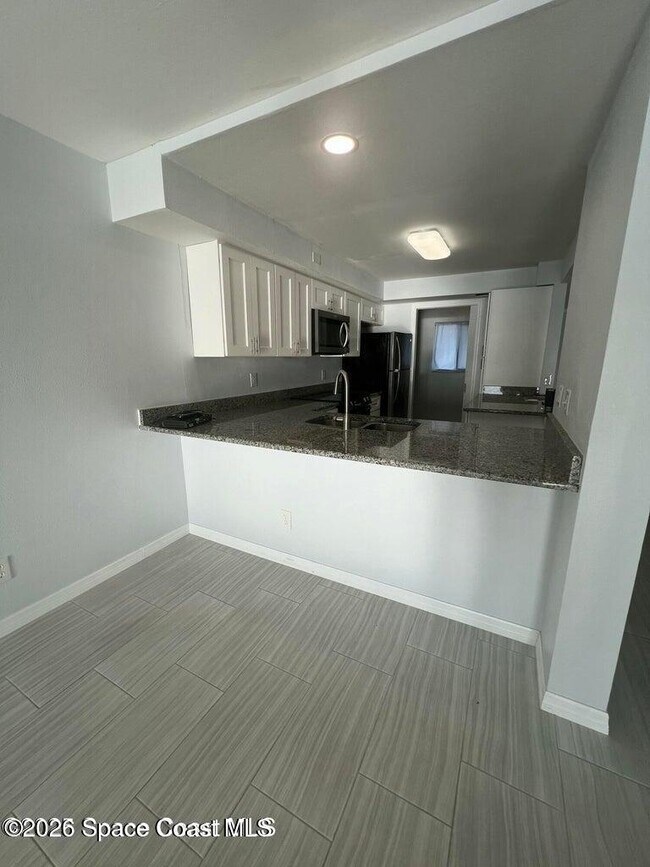 Building Photo - 200 S Sykes Creek Pkwy