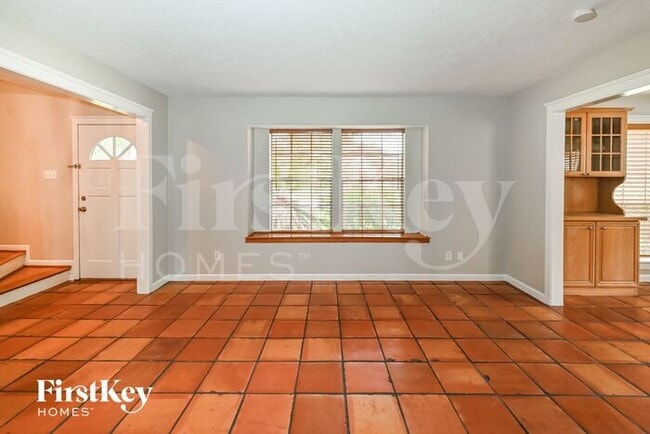 Building Photo - 4003 Chapel Square Dr