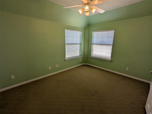 Building Photo - 7306 Ellaview Ln