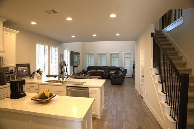 Building Photo - 284 Kimble Creek Lp