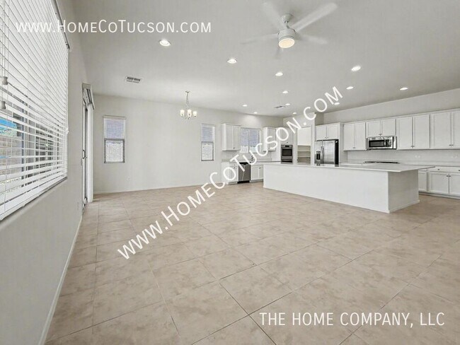 Building Photo - 38628 S Running Roses Ln