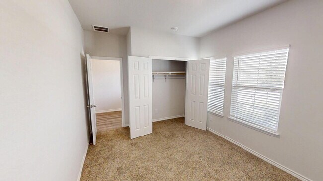 Building Photo - "Charming 4-Bed Oasis with Granite Touches in Nolanville – 1737 Sq Ft of Comfort!"