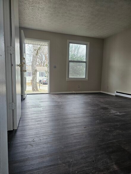 Building Photo - 4820 Gillespie Dr