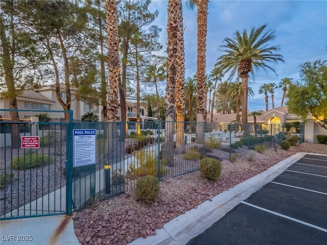 Building Photo - 2521 Seascape Dr