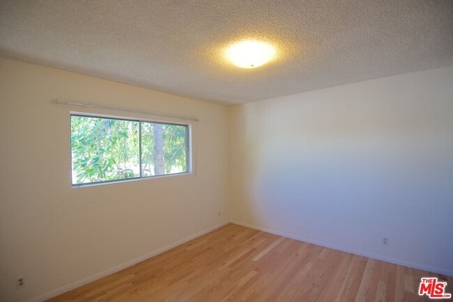 Building Photo - 4168 Brunswick Ave