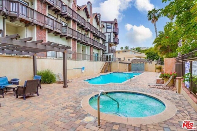 Pool Area 5 - 3808 Stocker St