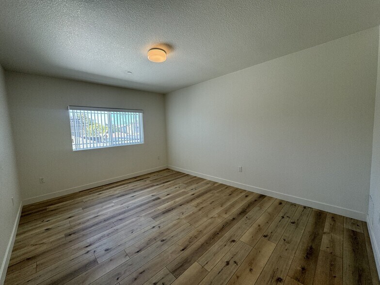 Building Photo - 4077 Inglewood Blvd